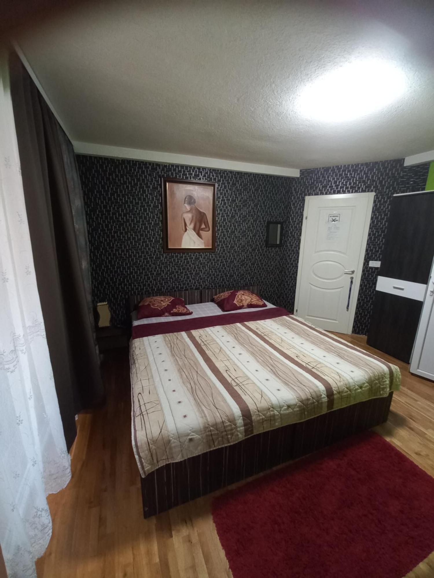 Ferienwohnung Durmitor Kumanovo Exterior foto