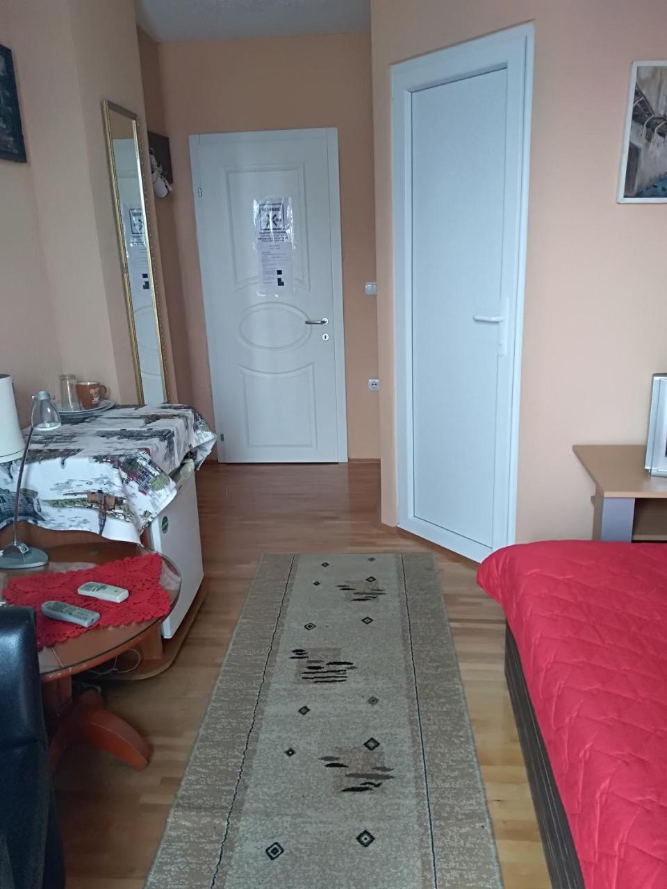 Ferienwohnung Durmitor Kumanovo Exterior foto