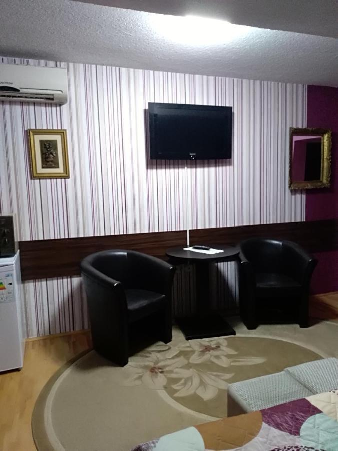 Ferienwohnung Durmitor Kumanovo Exterior foto